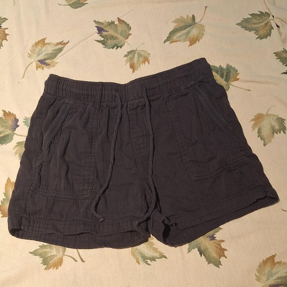 Old-navy Women's Black and Grey Shorts